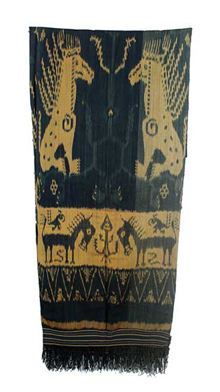 A Hinggi Kawuru Ndatta (Pahudur) from East Sumba with horses motifs