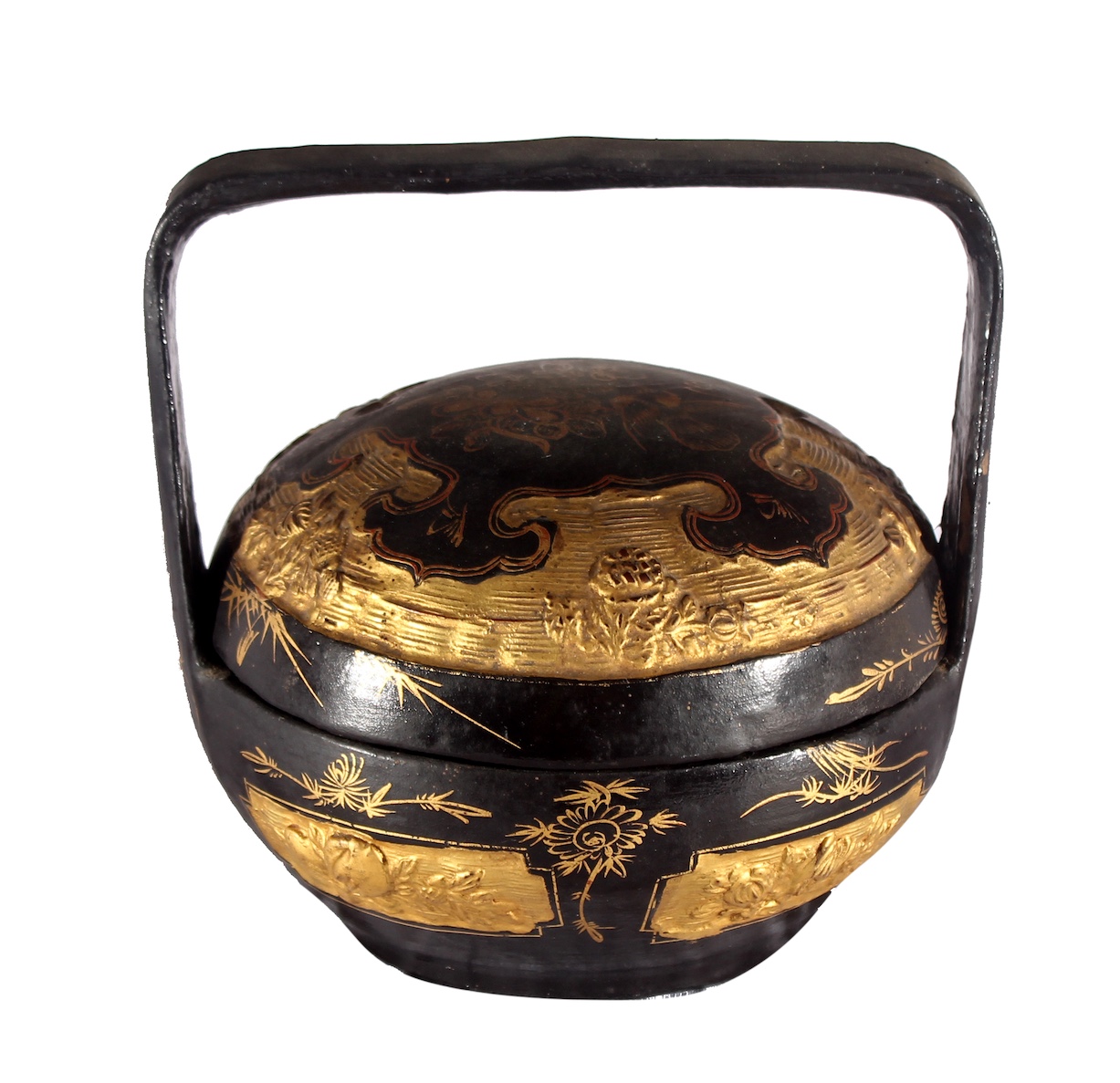 A 20th century Chinese gilt laquer bamboo basket (Bakul Siah)