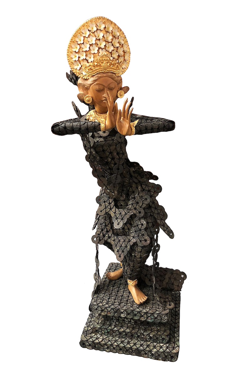 A Balinese kepeng coin figurine of a dancer